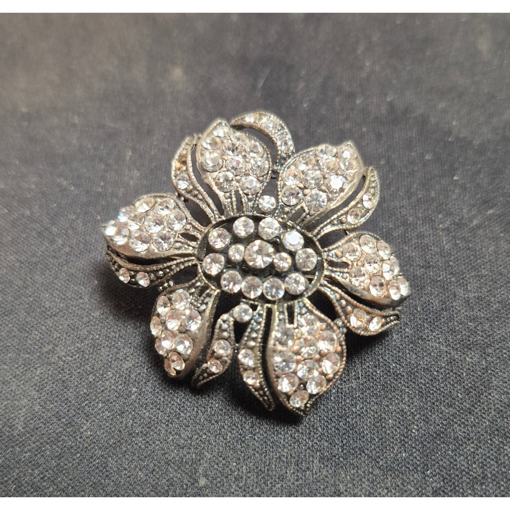 Vintage Style Clear Rhinestone Flower Brooch Antiqued Silver Tone Floral Pin
